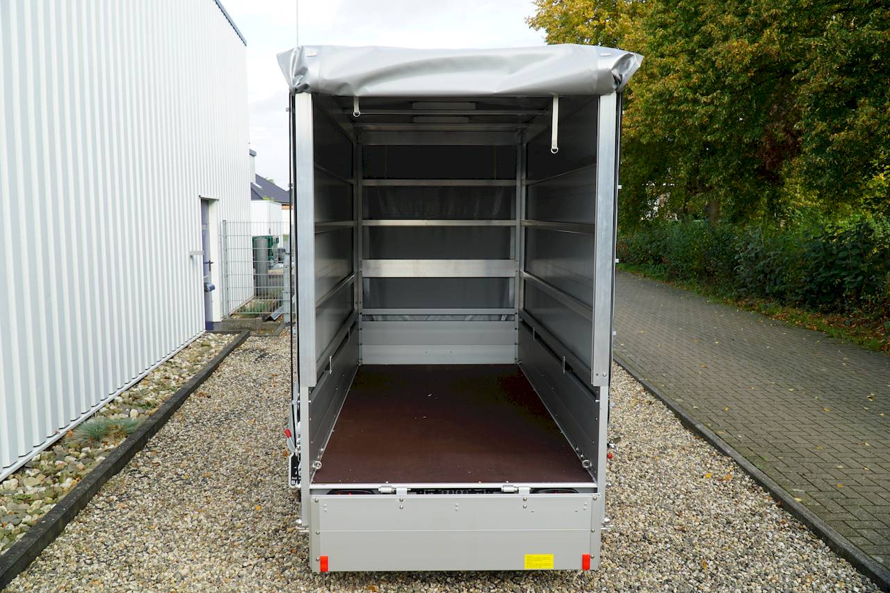 GESCHLOSSENER PLANENANHÄNGER - S - MIETEN