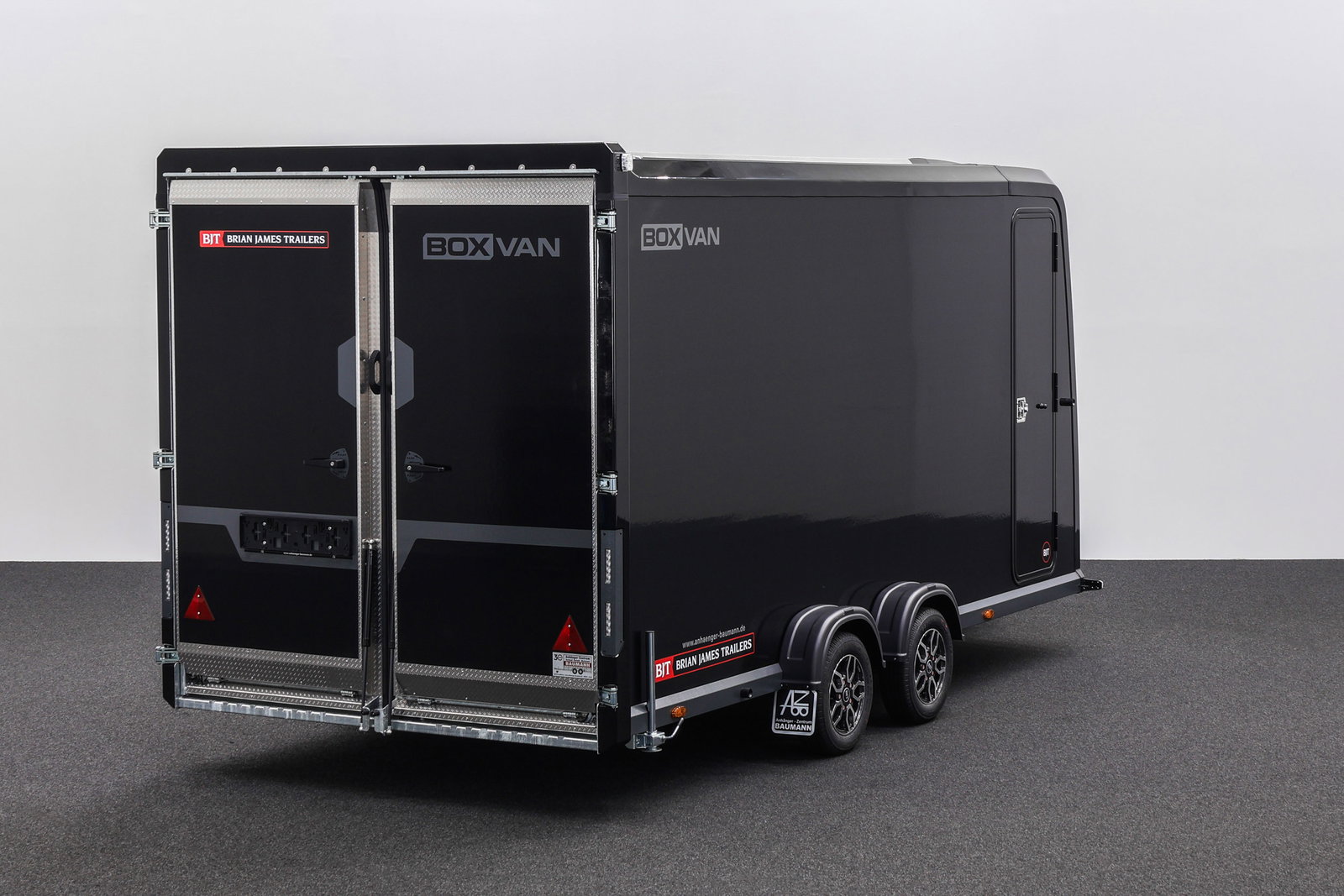 BRIAN JAMES BOX VAN - 600-4519-35-2-12-B