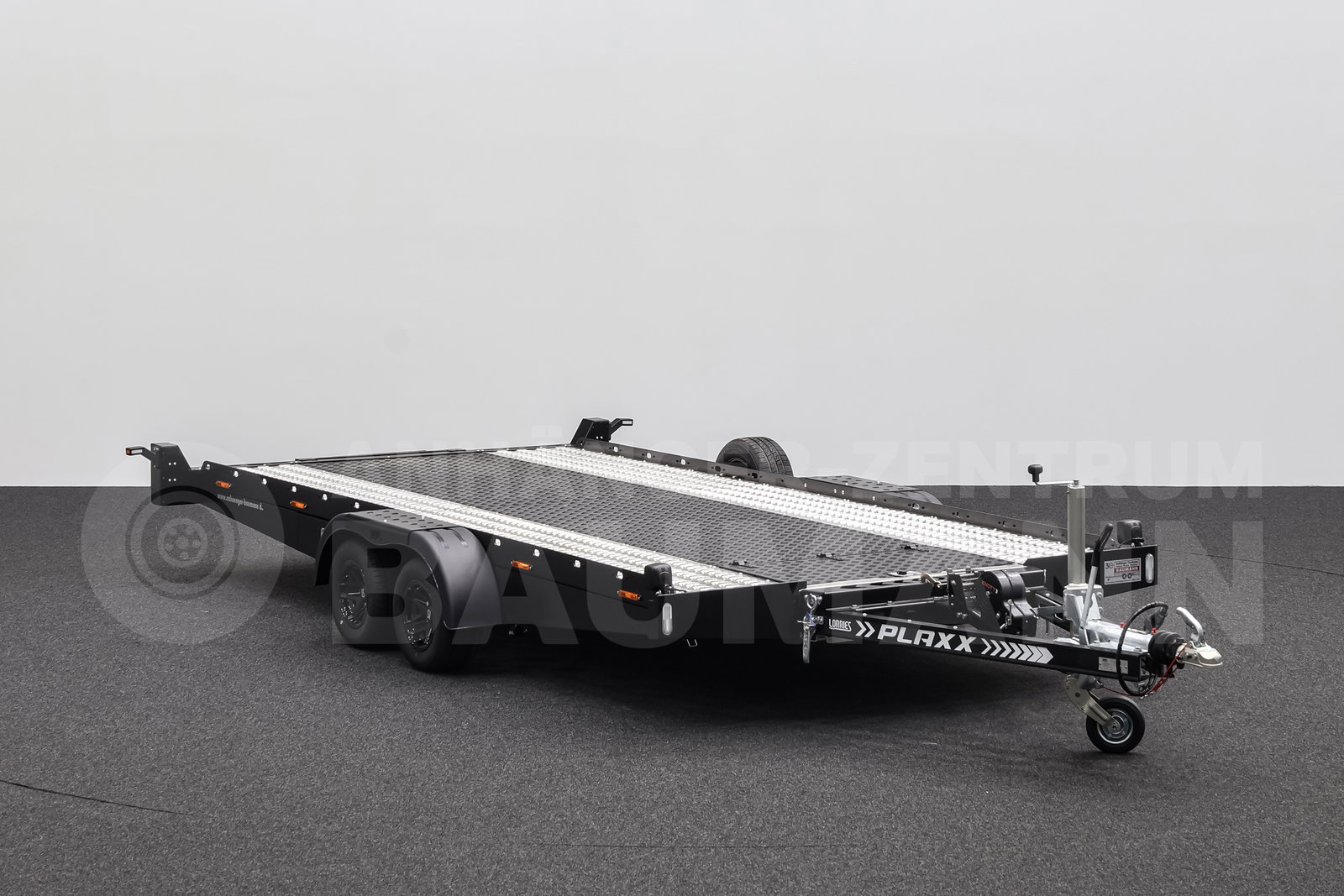 LORRIES PLAXX27-4520