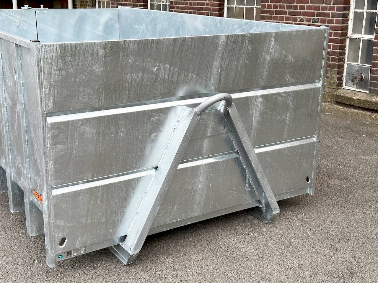 VEZEKO Abrollmulde 105cm Stahlblech feuerverzinkt