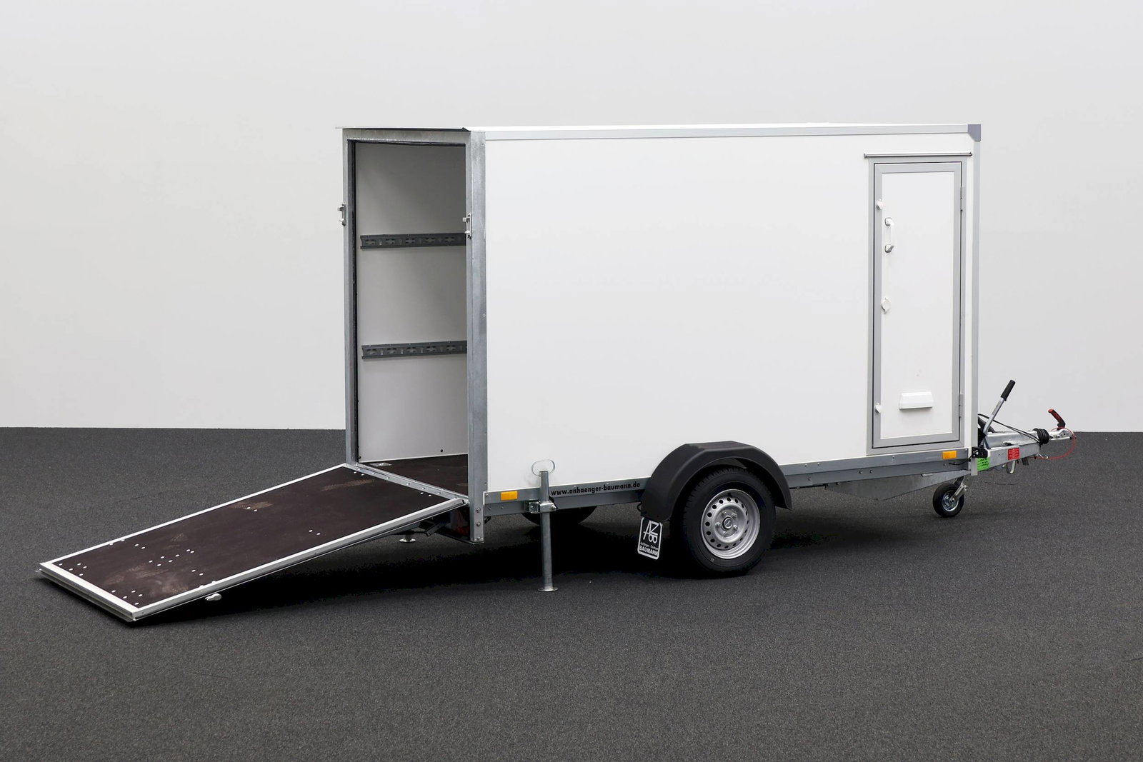 BLYSS F1330HD | RAMPE | SEITENTÜR
