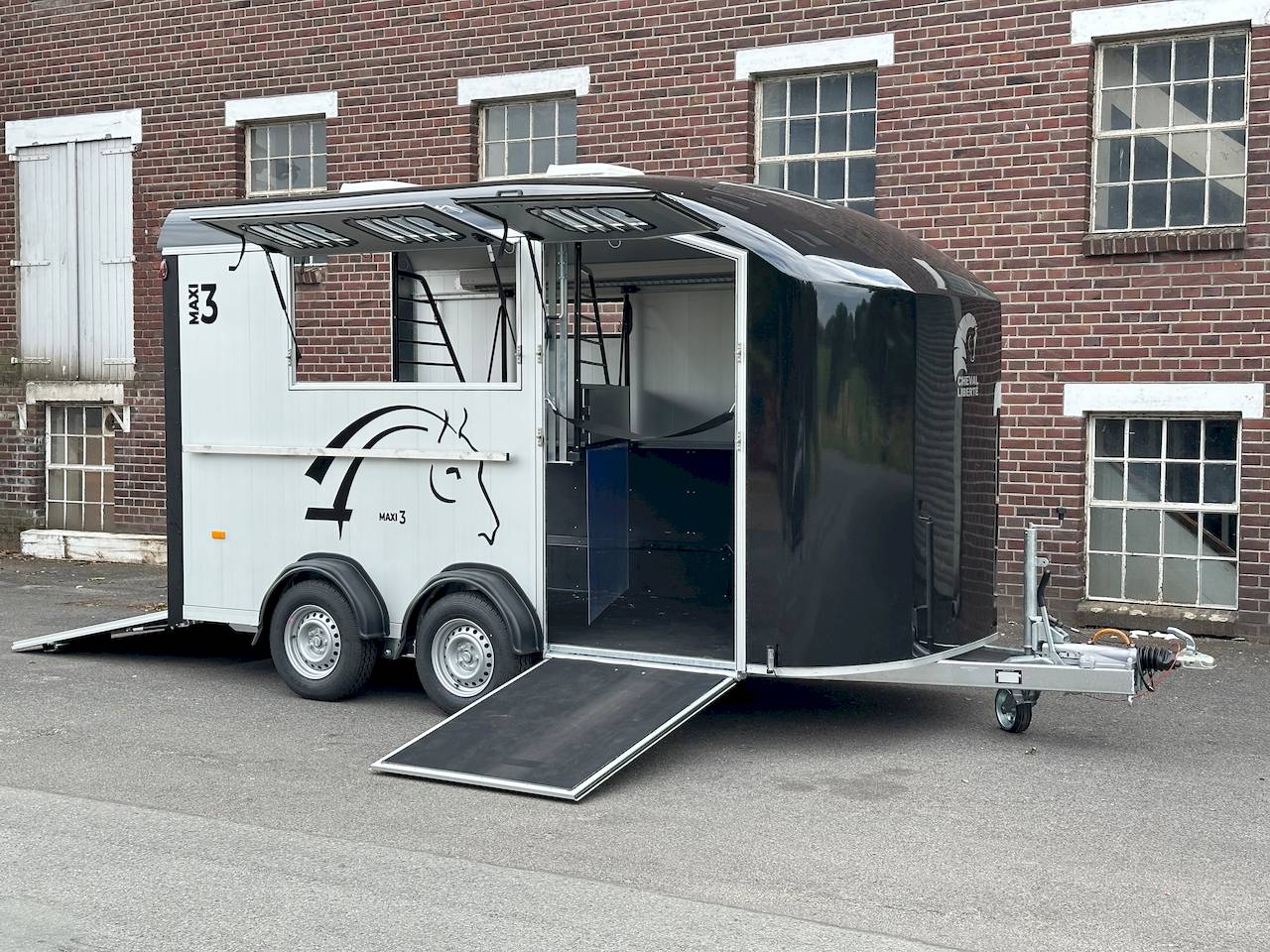 CHEVAL LIBERTE MAXI 3 SCHRÄGSTEHER