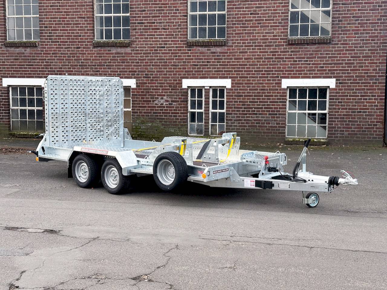 BRIAN JAMES DIGGER PLANT 543-3717-35-2-12 | TRACSTRAP | SCHWERLASTRAMPE