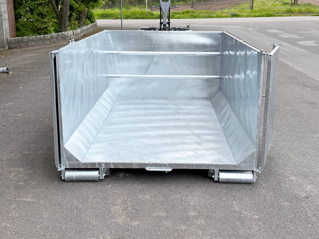 VEZEKO Abrollmulde 105cm Stahlblech feuerverzinkt