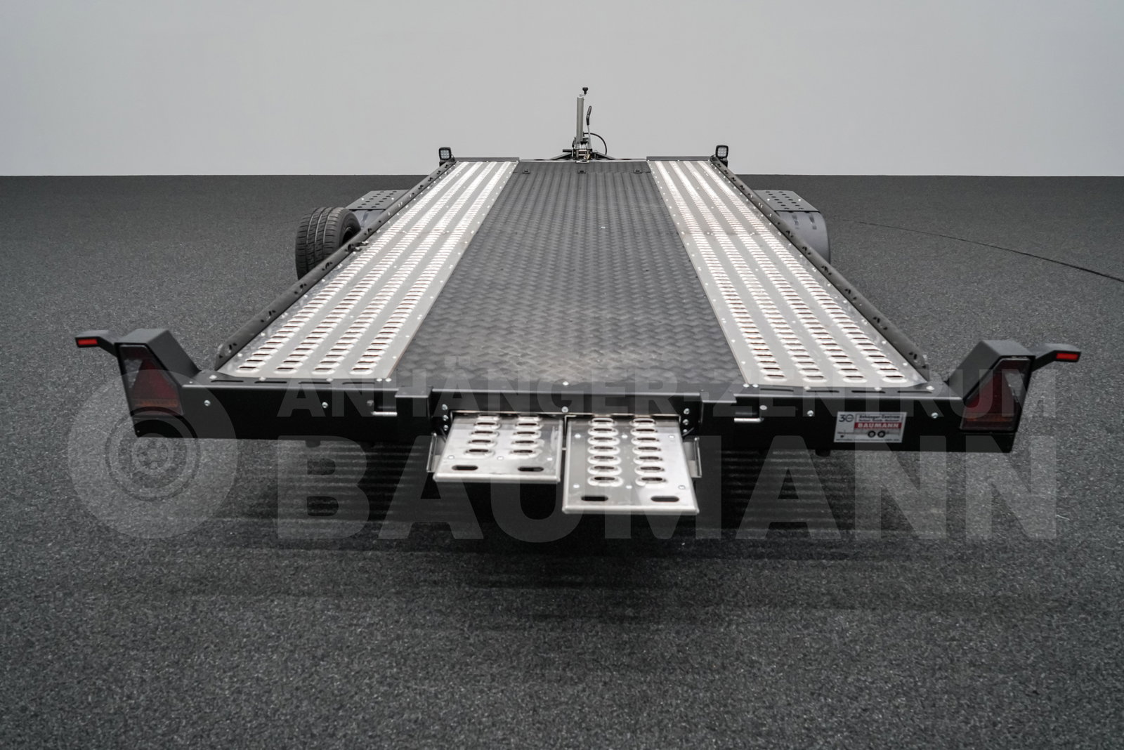 LORRIES PLAXX27-4520