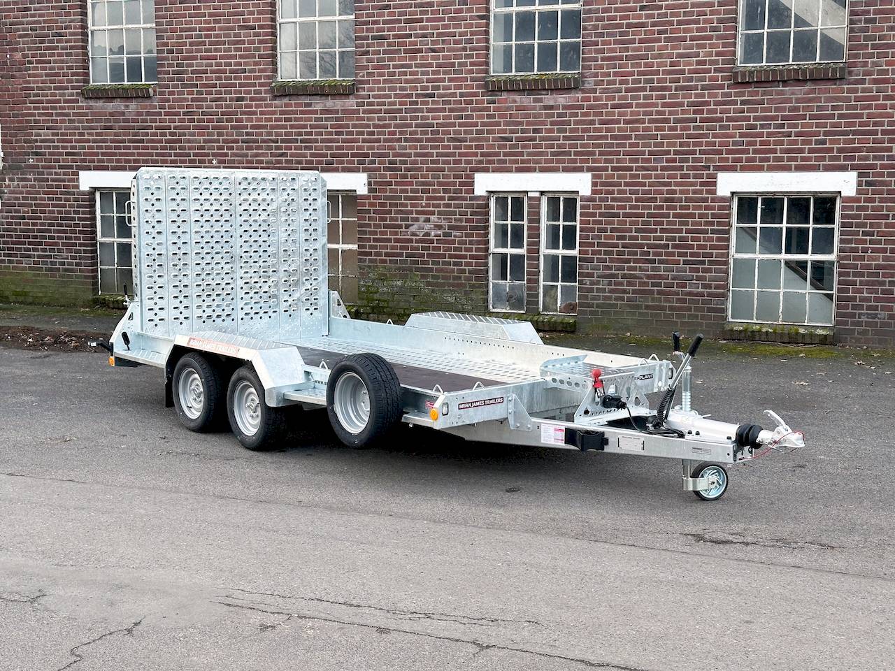 BRIAN JAMES DIGGER PLANT 543-3717-35-2-12 | SCHWERLASTRAMPE