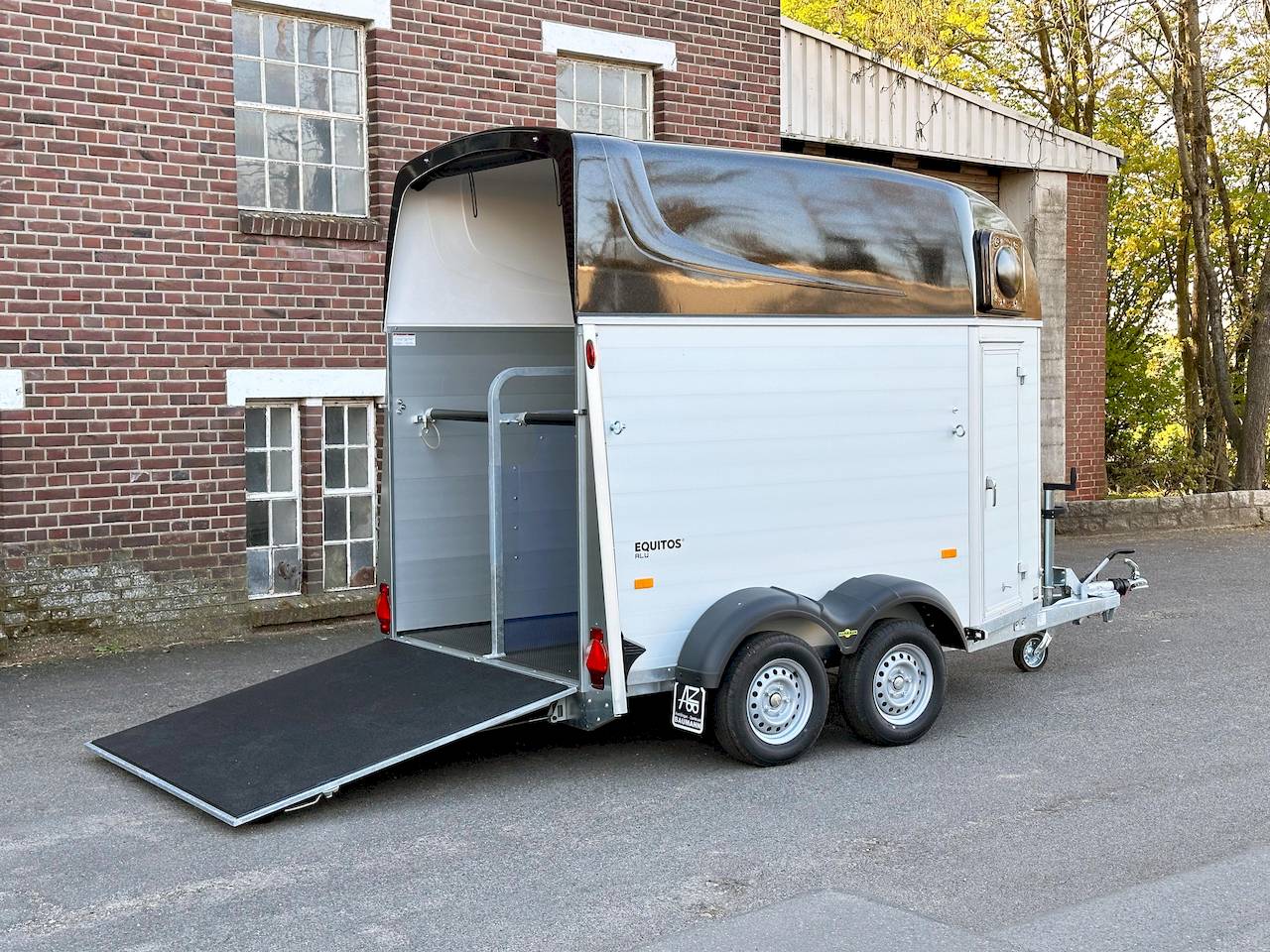 HUMBAUR EQUITOS ALU 2000 | BLACK