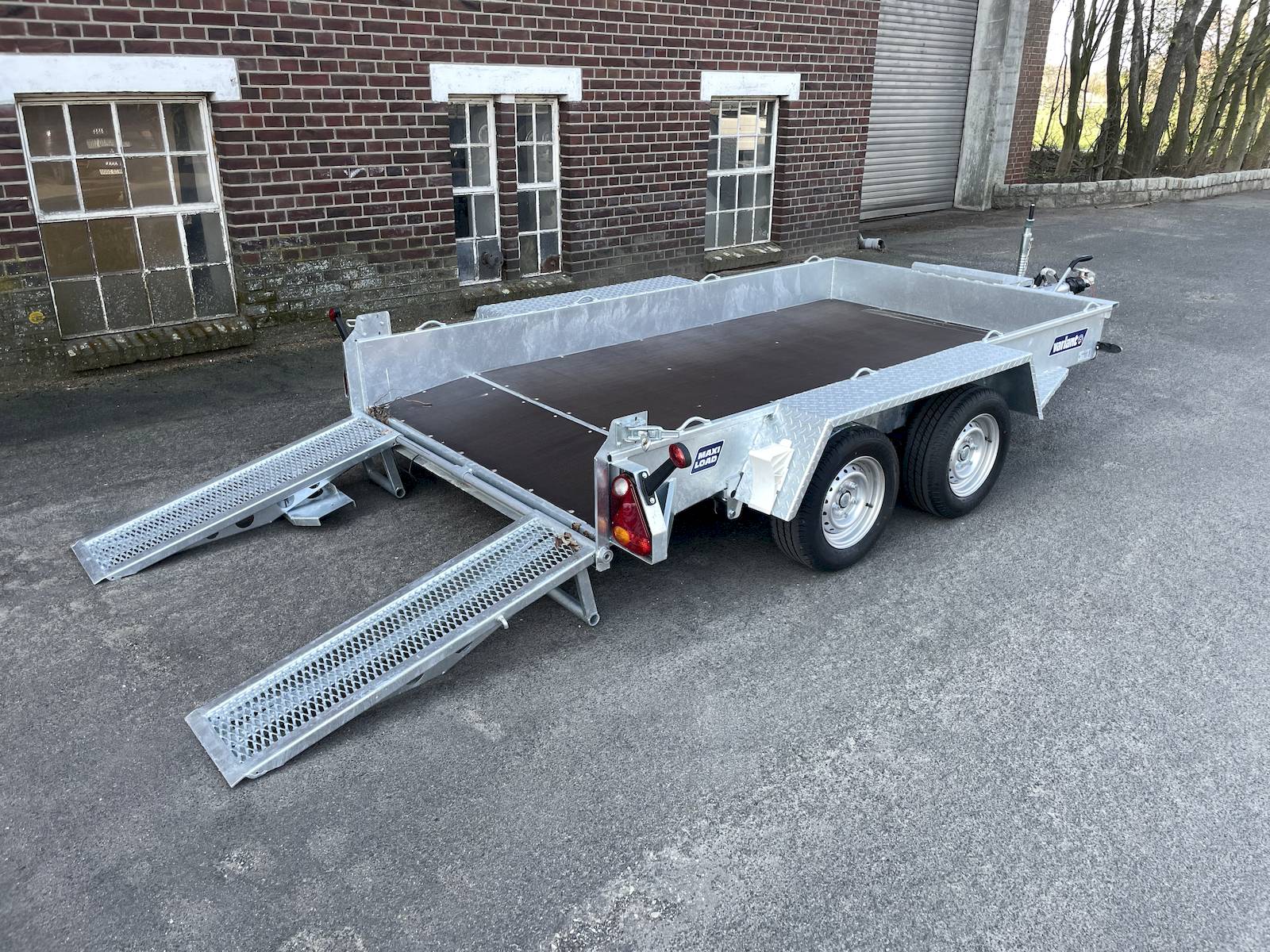 VARIANT 3516 B3 | MAXI LOAD | SKIDS