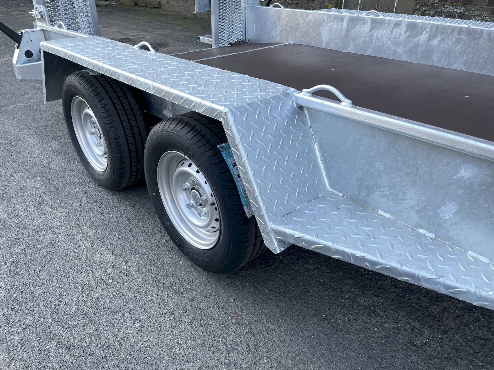 VARIANT 3516 B3 | MAXI LOAD | SKIDS