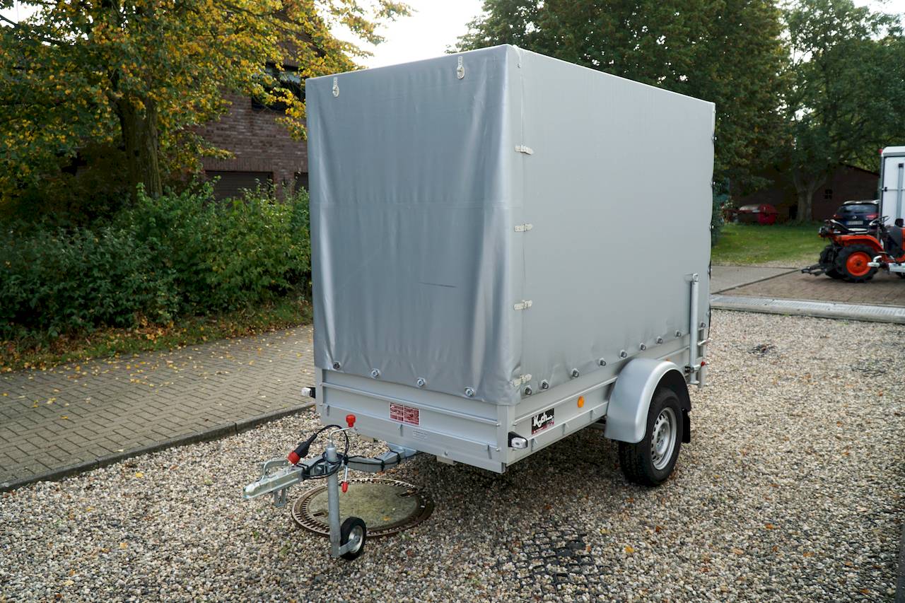 GESCHLOSSENER PLANENANHÄNGER - S - MIETEN