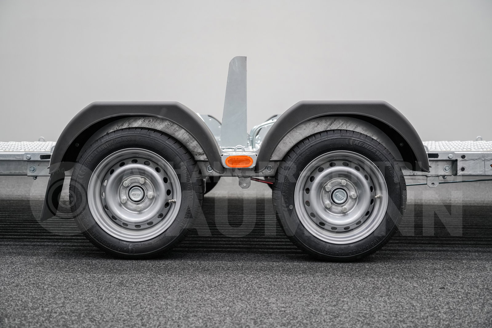 VEZEKO MOTOVAN D27