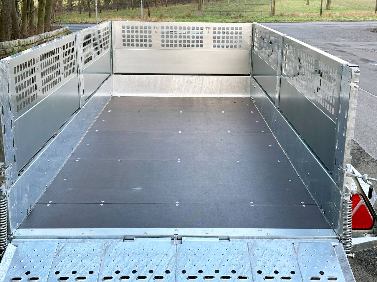 BRIAN JAMES GENERAL PLANT 551-4018-35-3-12 | TRIDEM | SCHWERLASTRAMPE