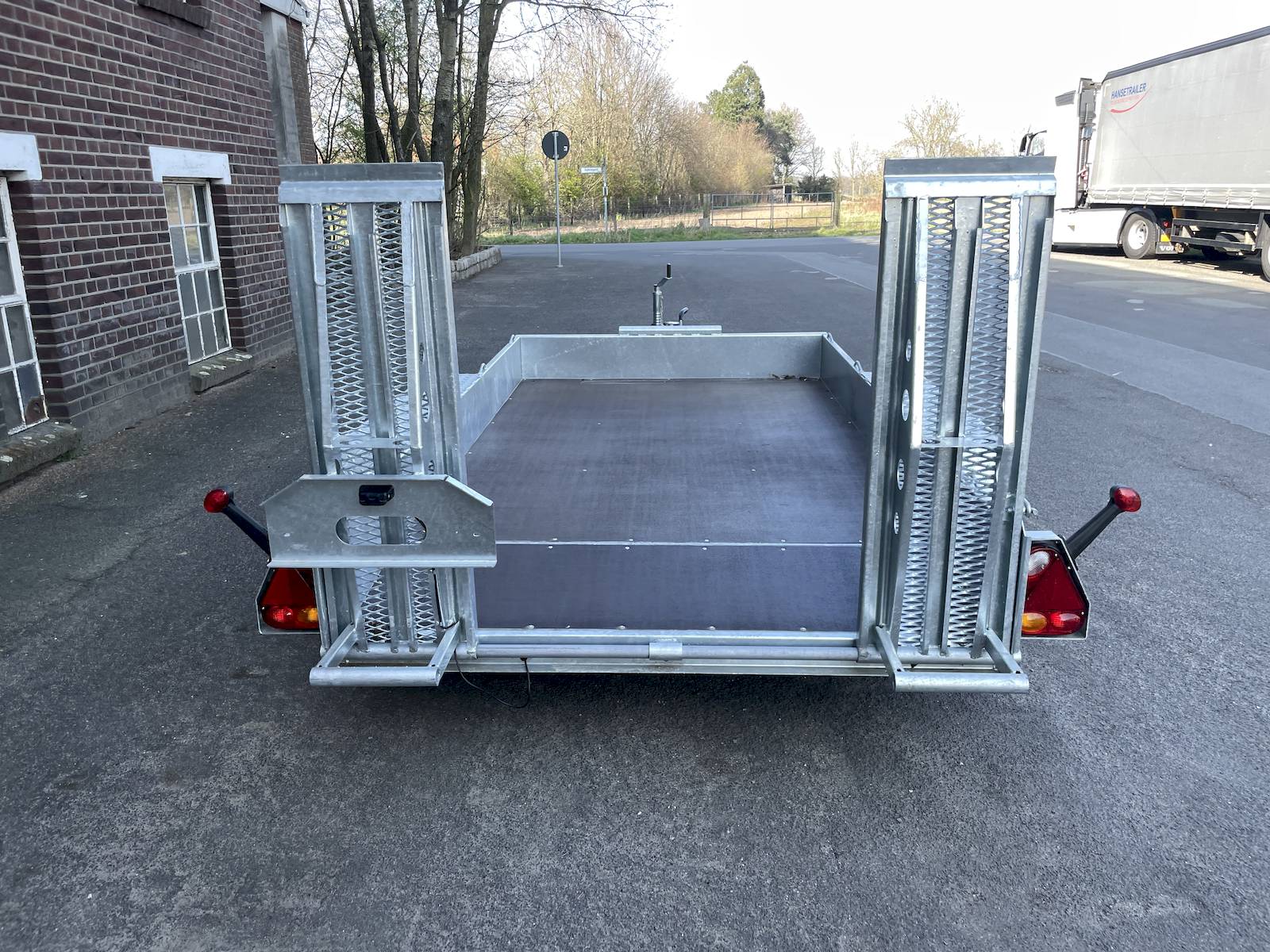 VARIANT 3516 B3 | MAXI LOAD | SKIDS