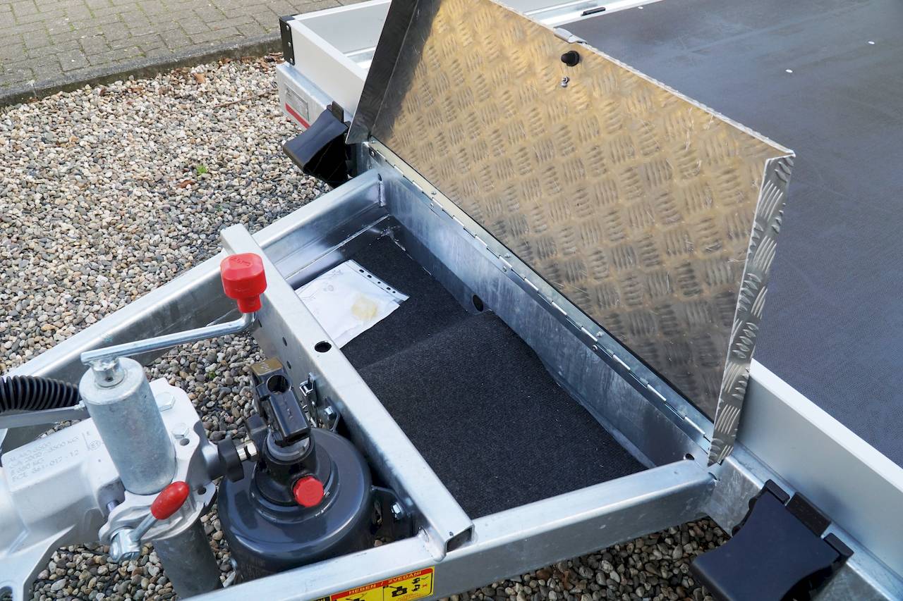 ALLZWECKTRANSPORTER ABSENKER - L+ - MIETEN