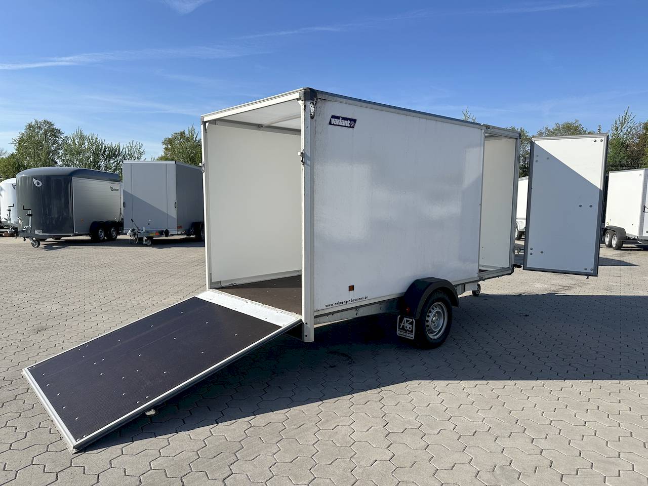 VARIANT 1317 C4 | RAMPE | SEITENTÜR
