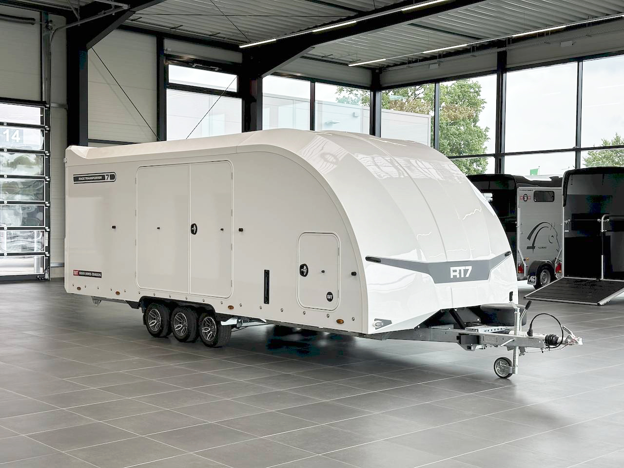 BRIAN JAMES RACE TRANSPORTER 7 | 397-6023-35-3-10-W | TRIDEM | ZUSATZRAMPEN