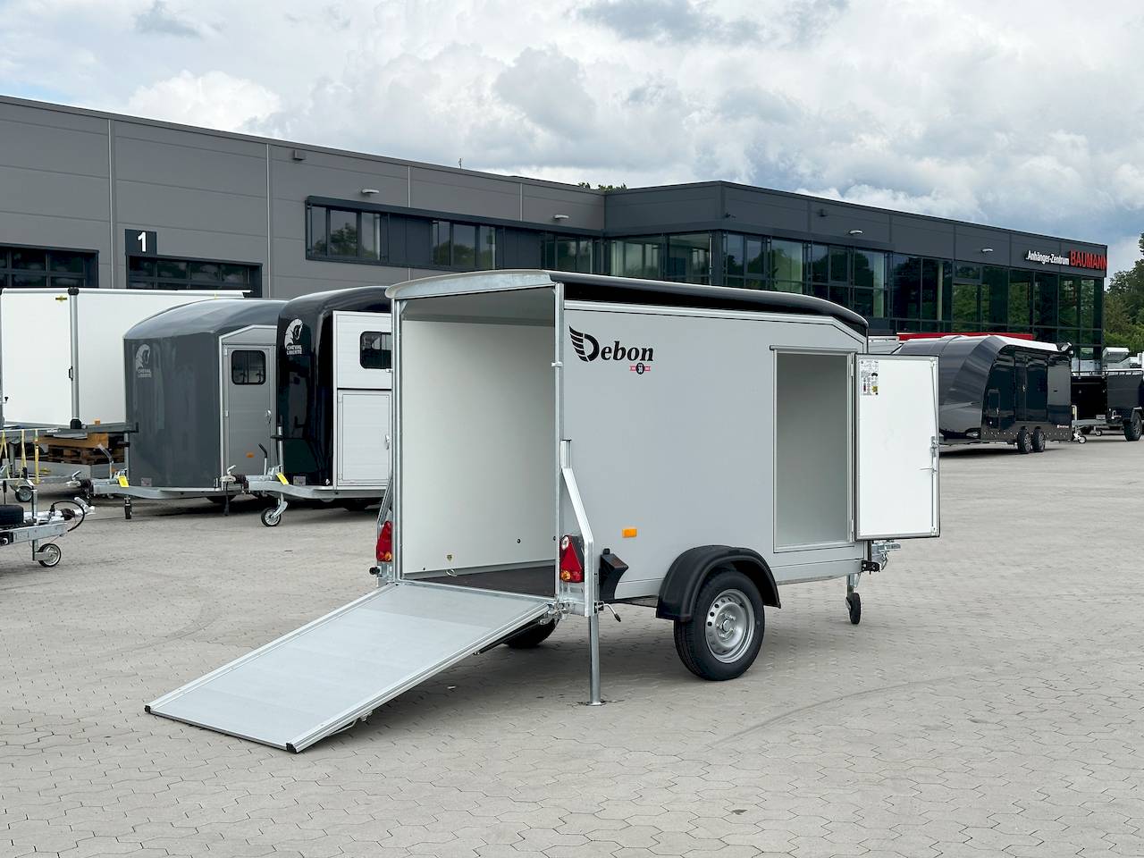 CHEVAL LIBERTE DEBON C255 V2 WABENKERN
