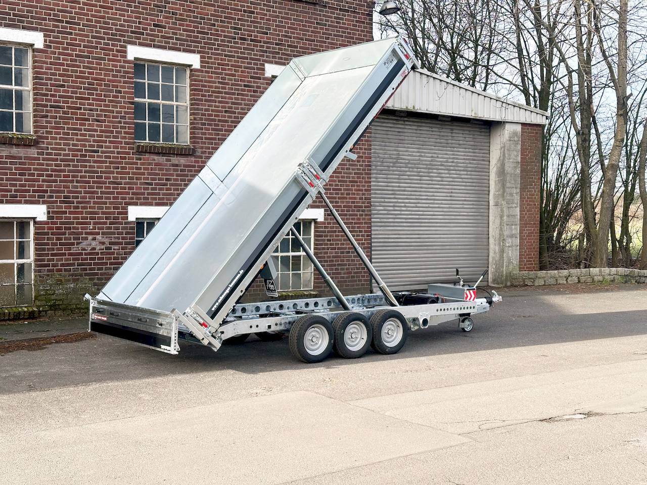 BRIAN JAMES TIPPER 526-4020-35-3-12 | TRIDEM | PENDELKLAPPE