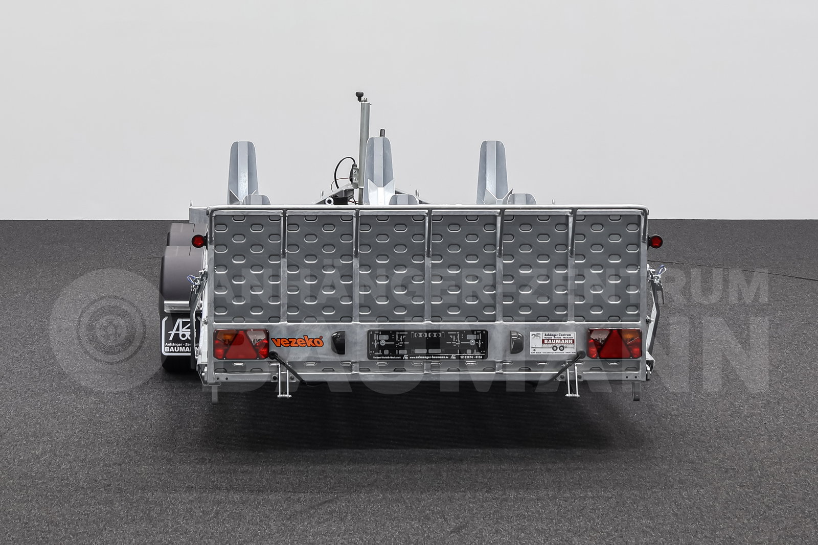 VEZEKO MOTOVAN D27
