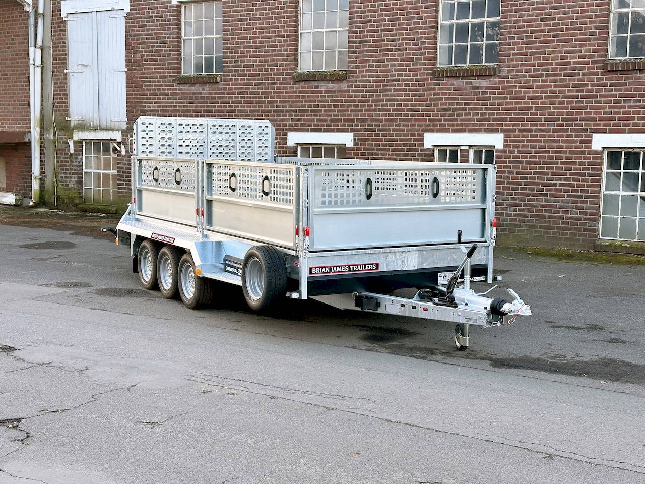BRIAN JAMES GENERAL PLANT 551-4018-35-3-12 | TRIDEM | SCHWERLASTRAMPE