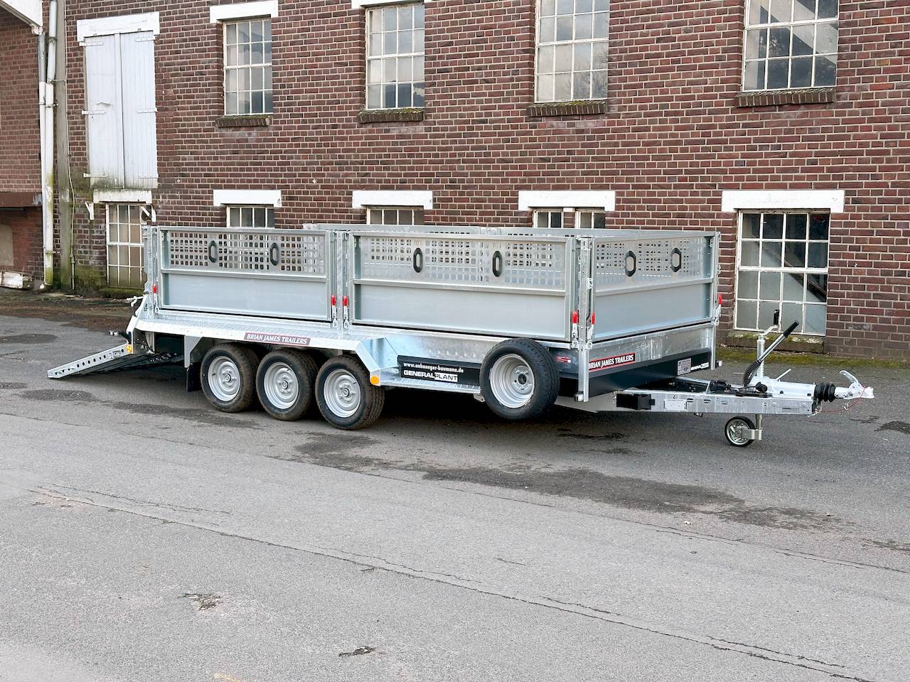 BRIAN JAMES GENERAL PLANT 551-4018-35-3-12 | TRIDEM | SCHWERLASTRAMPE