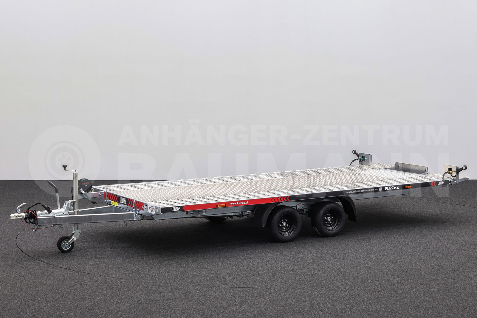 LORRIES PLI27-4521 I ALUBODEN MITTIG