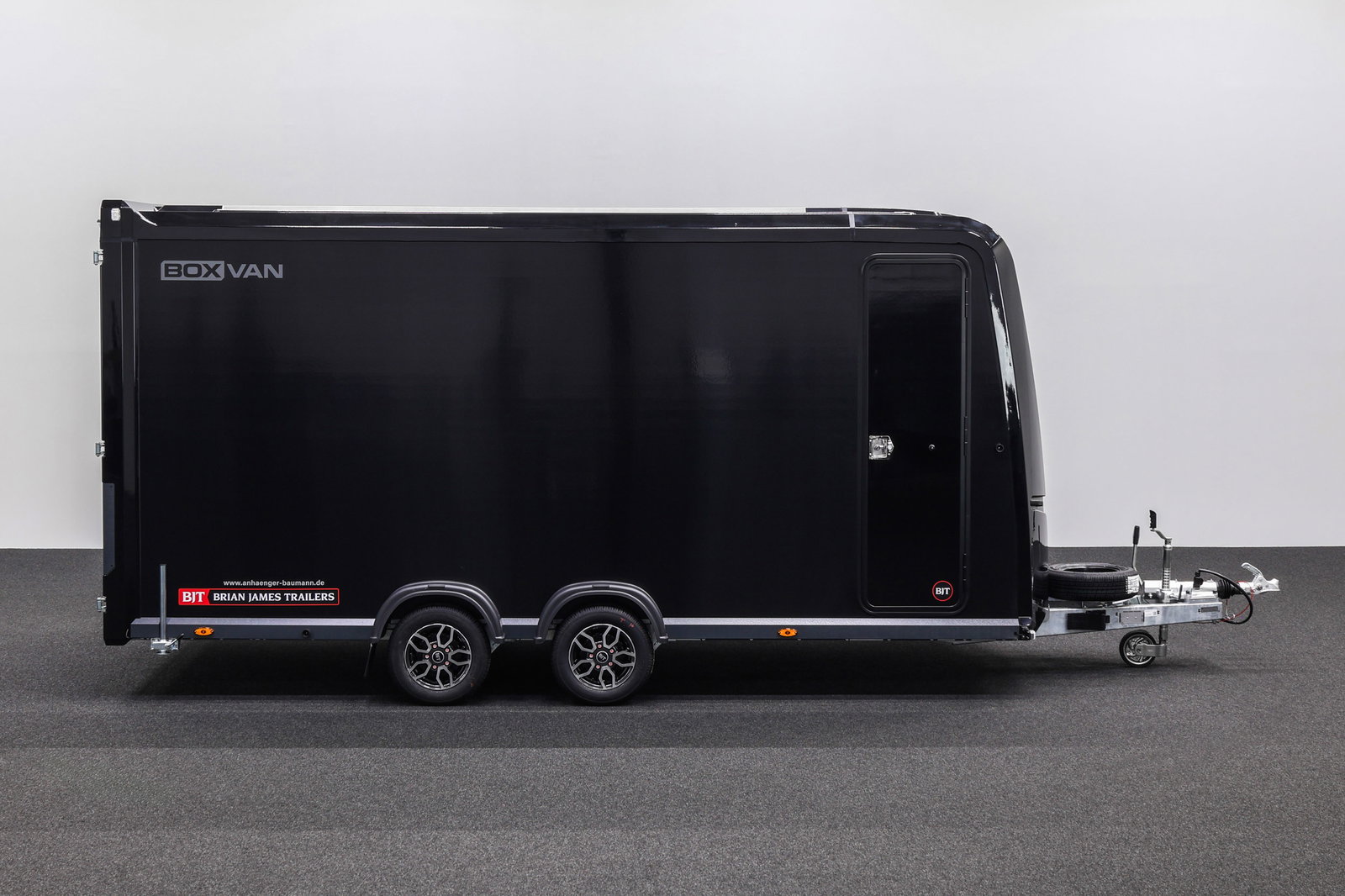 BRIAN JAMES BOX VAN - 600-4519-35-2-12-B