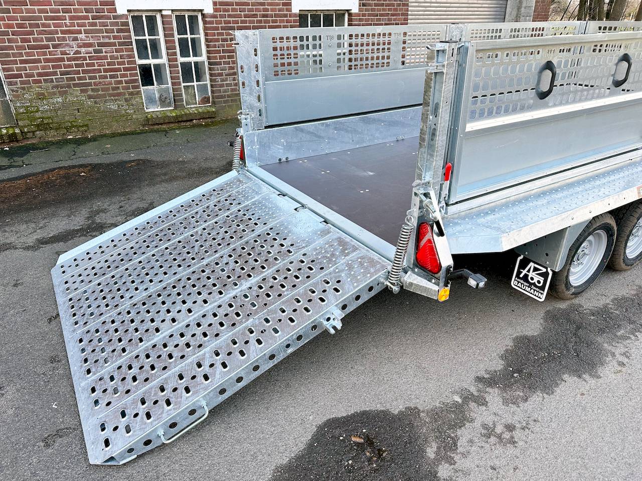 BRIAN JAMES GENERAL PLANT 551-4018-35-3-12 | TRIDEM | SCHWERLASTRAMPE