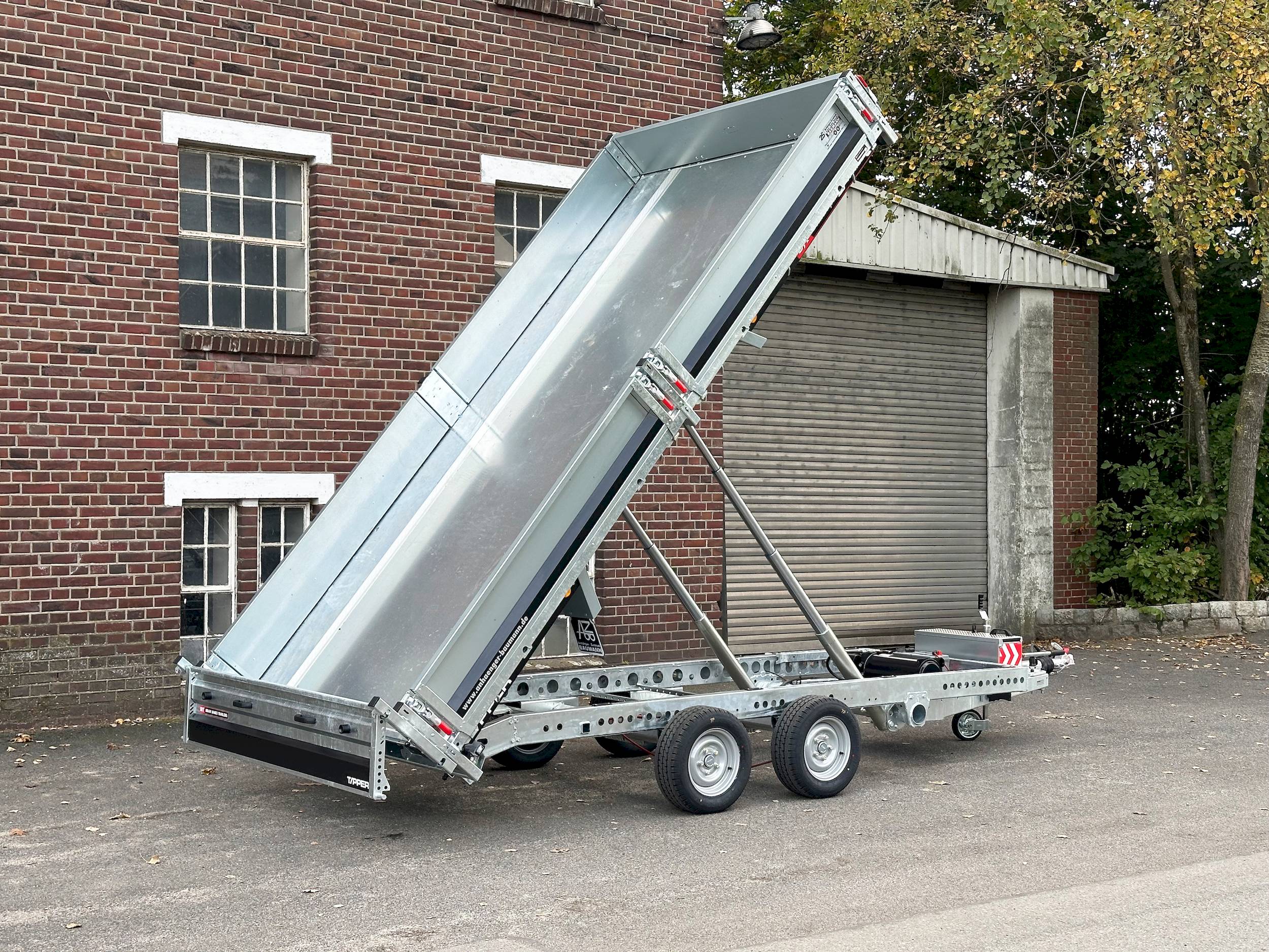 BRIAN JAMES TIPPER 526-4020-35-2-12 | PENDELKLAPPE