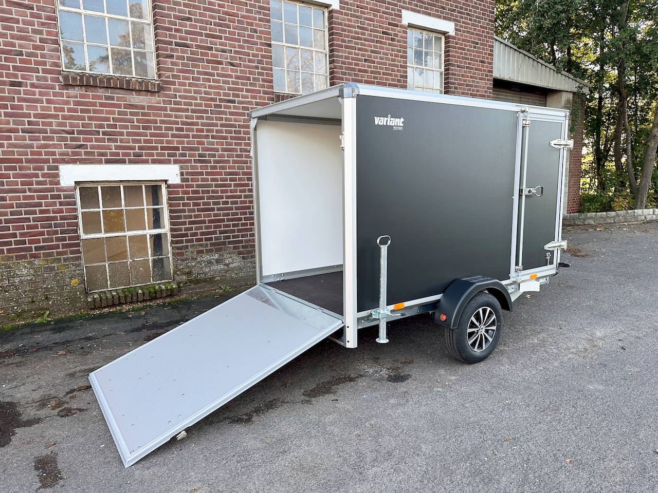 VARIANT 1315 C2 EDITION | RAMPE | SEITENTÜR